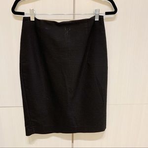 Black Zara pencil skirt with gold zipper